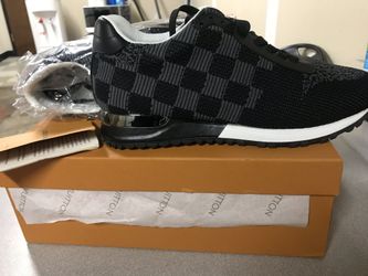 Brand new Louis Vuitton sneakers size 8