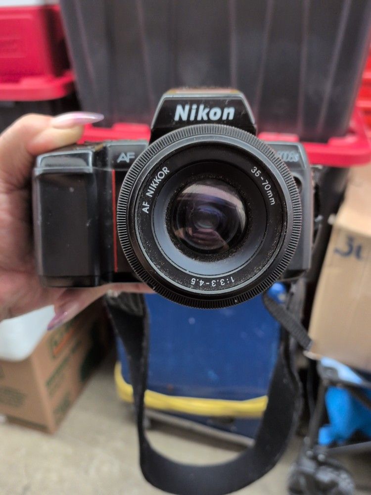 Nikon N8008s