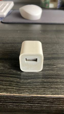 iPhone power adapter