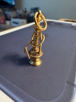 Vintage 18k Solid Gold Hookah pendant charm