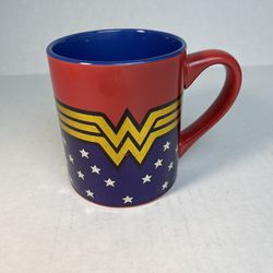 Wonder Woman 14 oz ceramic Mug pre-owned