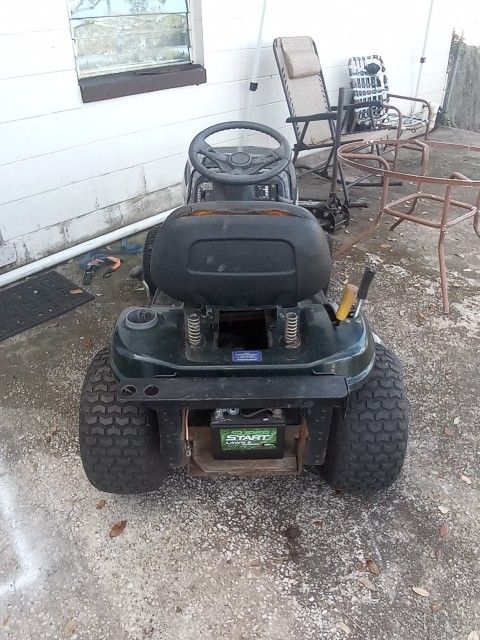 Bolens MTD Yard Tractor 38 In Deck