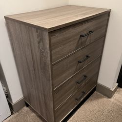 Chest Of Drawers With 4 Drawers