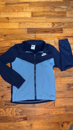 Nike blue zip up jacket Size M youth. Brand new