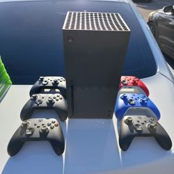 Xbox Series X Bundle 6 Controller, 25+ Games