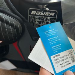 bauer hockey shoulder pads