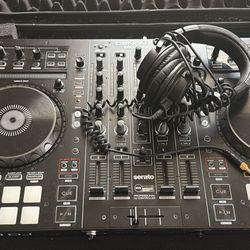 Denon MC7000 DJ Controller