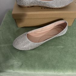 A New Day Women's Corinna Ballet Rhinestone Flats Size 7.5