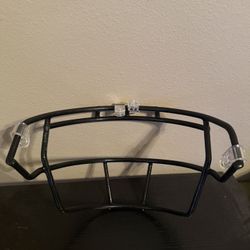 F7 facemask
