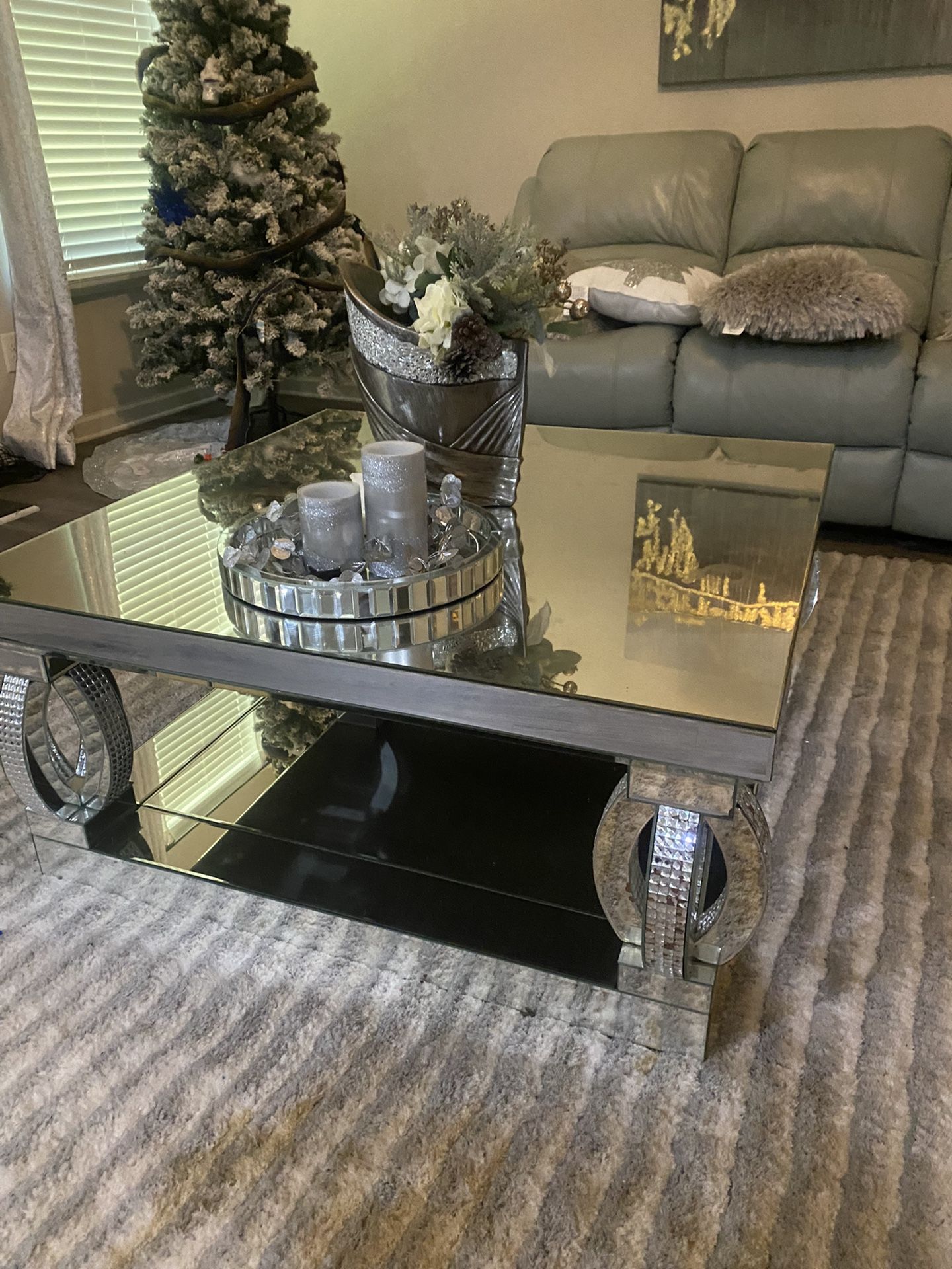Glass Centerpiece Table