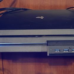 PS4 Pro & Accessories 