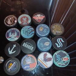 NHL Hockey Picks Lot of 15 pieces