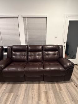 BROWN LEATHER COUCHES