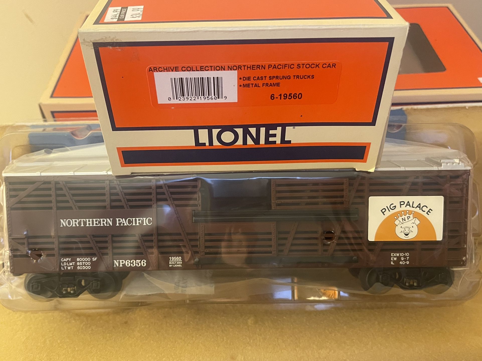 Lionel Train Cars #1. 25% Off
