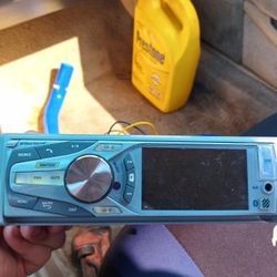 Car stereo 