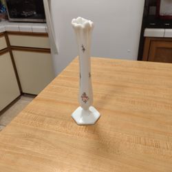 Swung Vase Westmoreland 