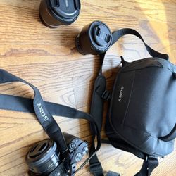 Sony a6000 + 3 Lens + Shoulder Bag Bundle