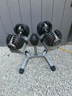 Adjustable dumbbells