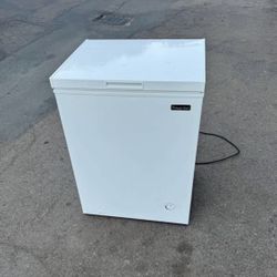 Deep Chest Freezer I Offer Delivery In San Diego 