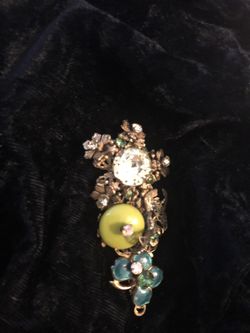 Brooch Mariam Haskell