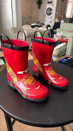 Cars rain boots size 1