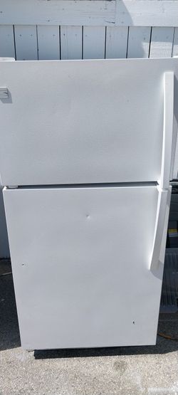 REFRIGERATOR KENMORE