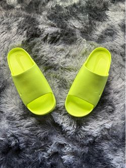Nike Slides Lime Green Size 9