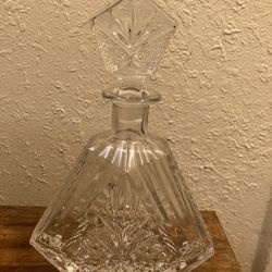 Whiskey Decanter - Shannon Designs Of Ireland Hand Crafted Crystal Clear Cut 11 Inch