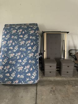 Full Bed With Dresses And Mattress 