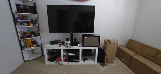 Tv stand