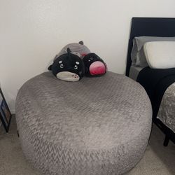 Jumbo Bean Bag / Lounge Chair