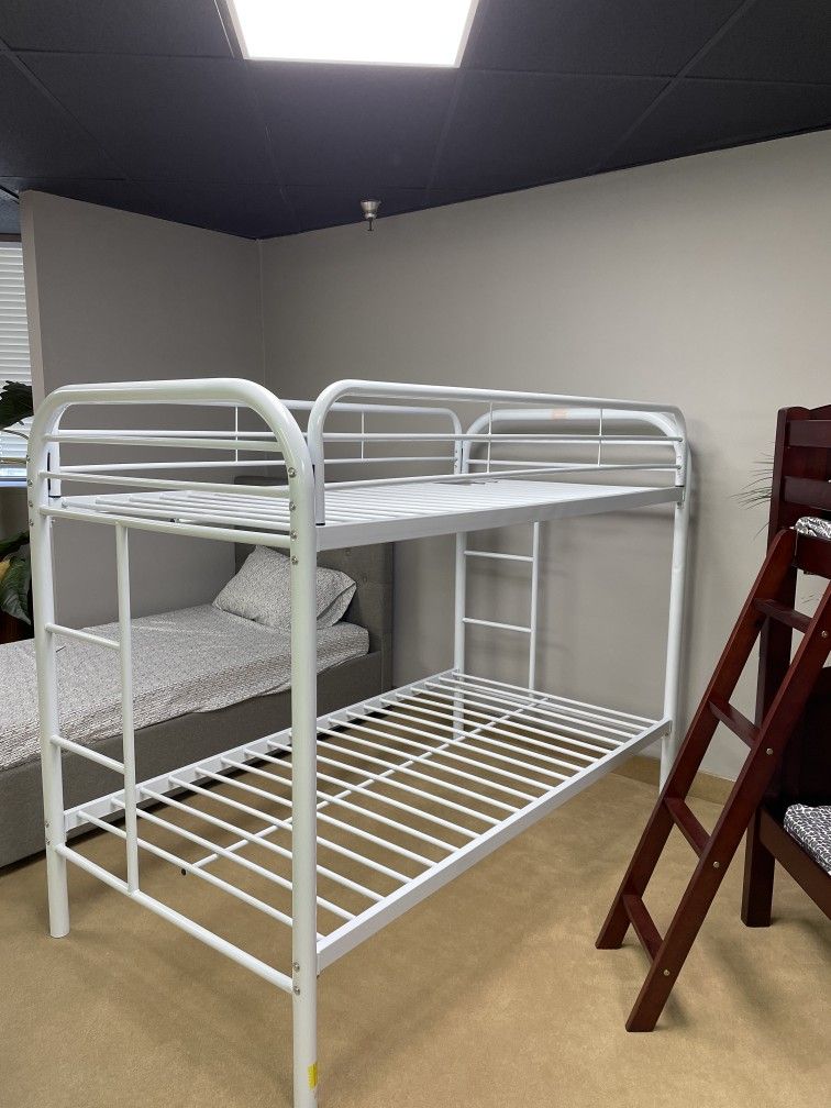 Thomas White Bunk Bed (Twin/Twin)