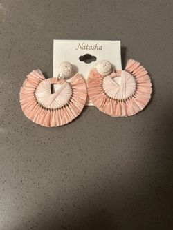 NEW Natasha Couture Light Pink Earrings 