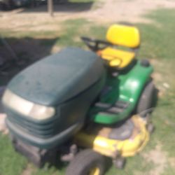 John Deere X320