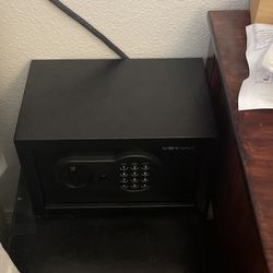 BARSKA DIGITAL SAFE