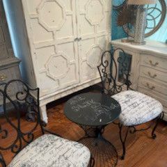 CUTE WARDROBE AT PICKY PINCHERS 801 TURNER ST CLEARWATER OPEN TODAY 12-4 FREE DELIVERY 