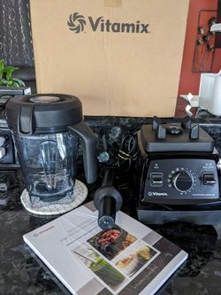 SOLD Vitamix Professional Series 750 Blender