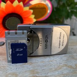Minolta DiMage G500 Digital Camera