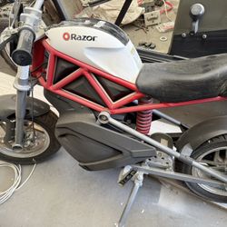 Razor Street Bike 36v