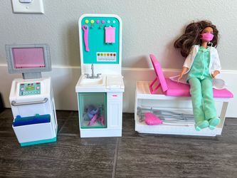 Barbie Doctor Set