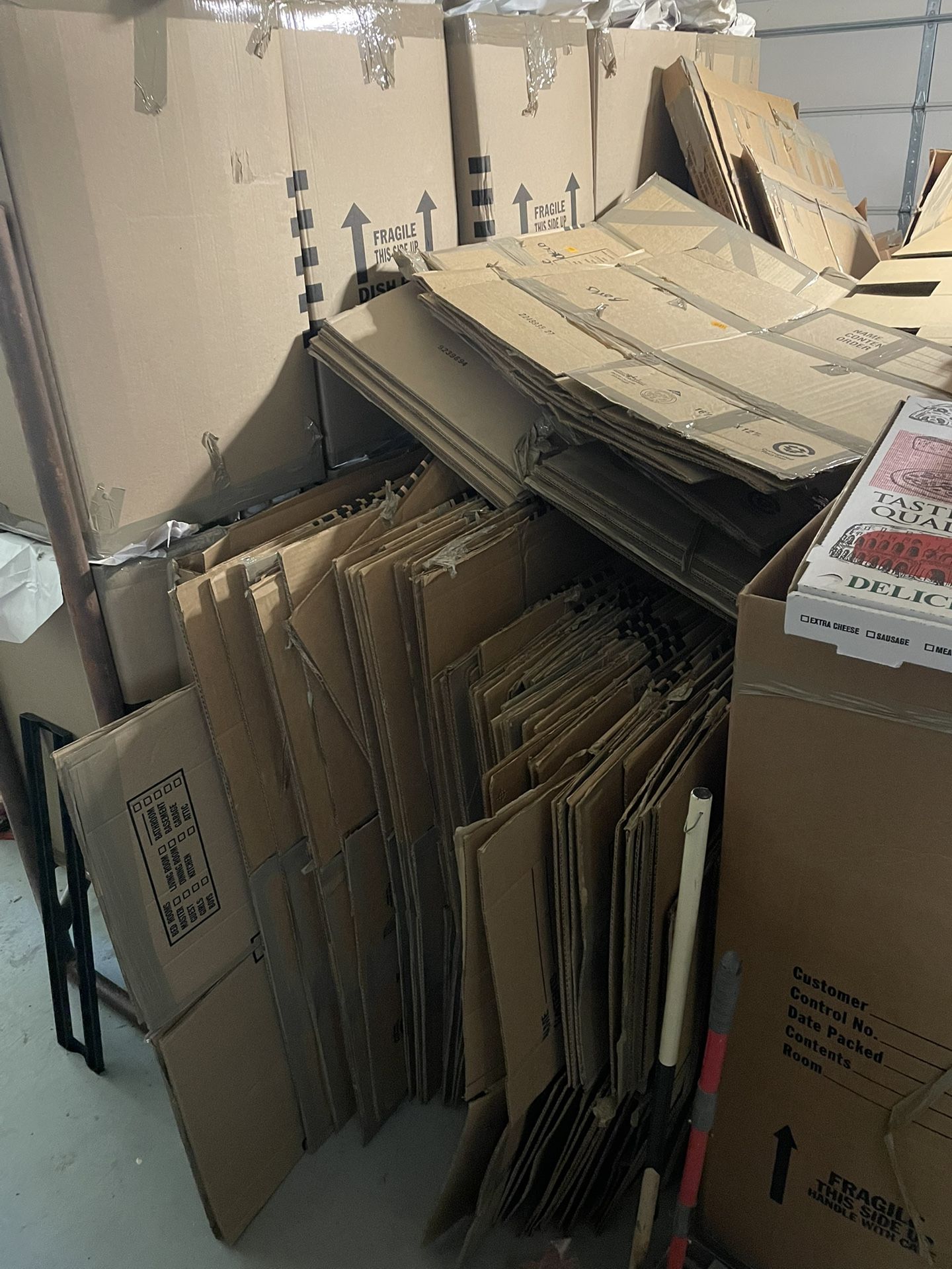 Free Moving boxes
