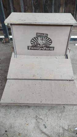 Automatic Chicken Feeder