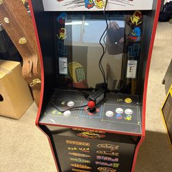 PacMan Arcade 1 up with 14 games