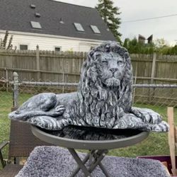 Laying Lion Statue