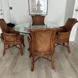 Tommy Bahama Style Dining Table With Chairs 