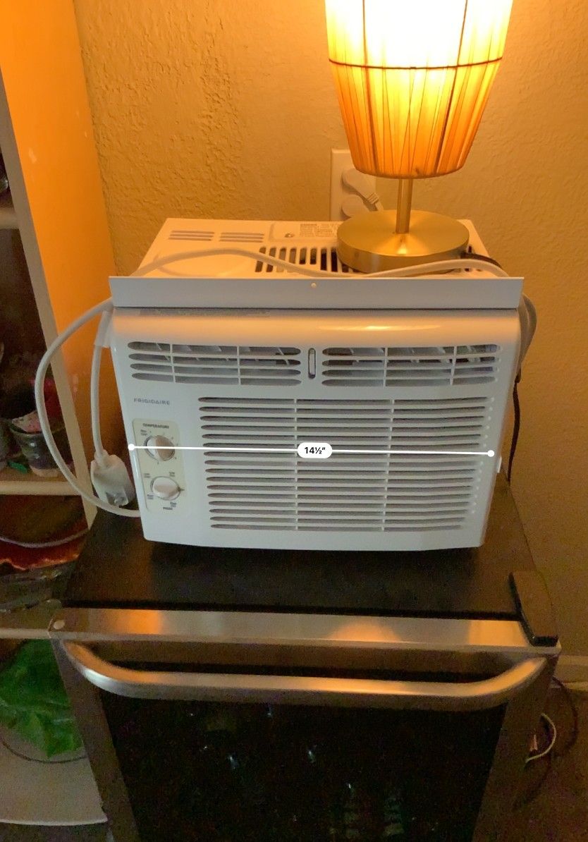 Frigidaire FFRA051WAE AC Unit