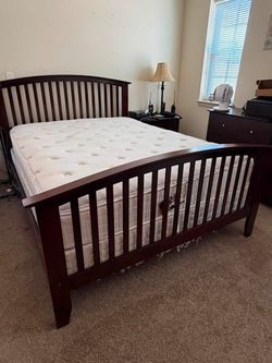 Bedroom set