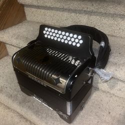 Hohner Panther Accordion
