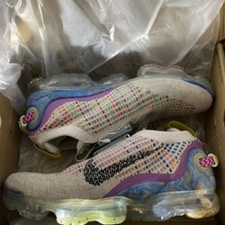 Brand New Vapor  Max Size 5Y