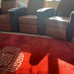 Recline Set Of  Chairs